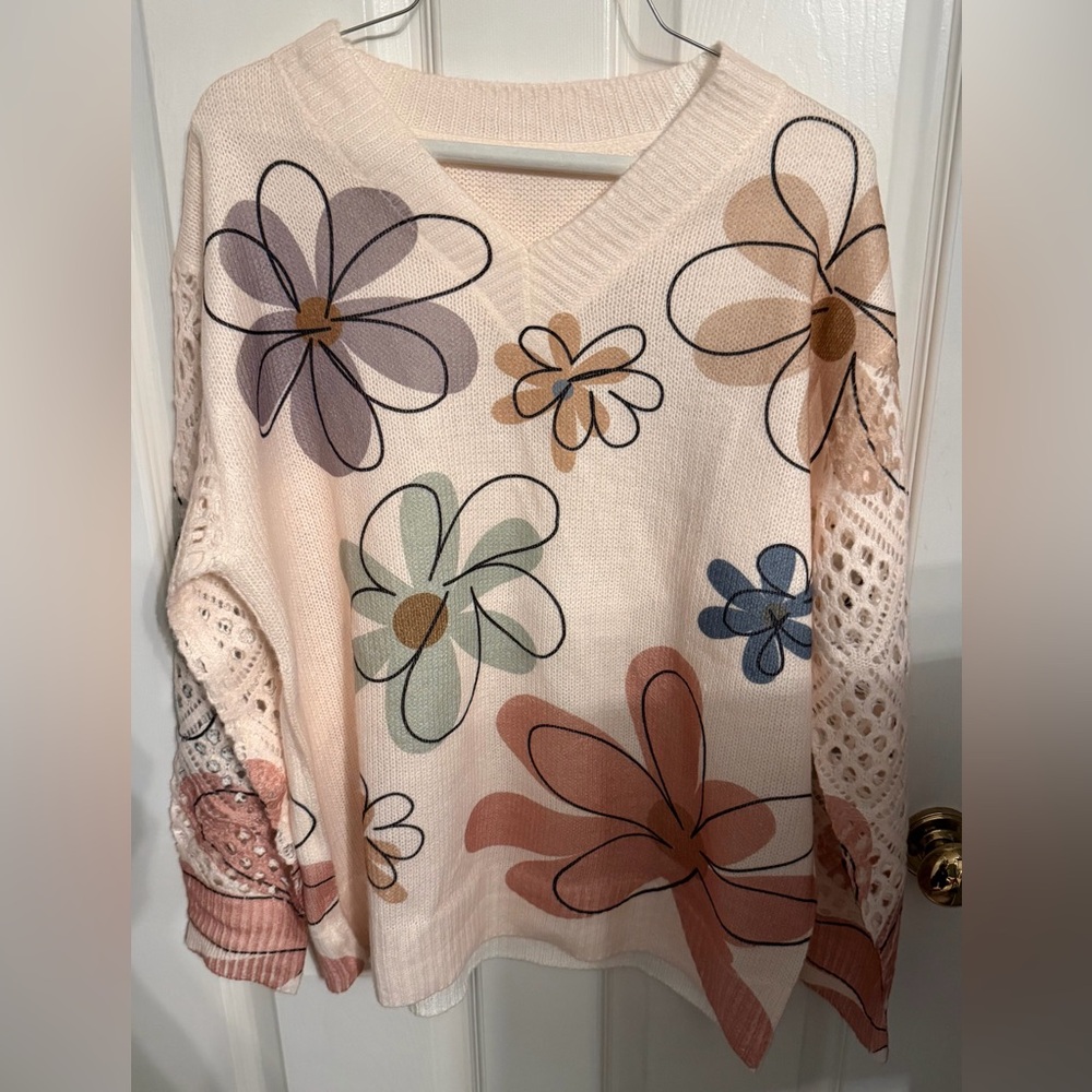 Women's Cream V-Neck Floral Sweater with Open Crochet Sleeves, large
